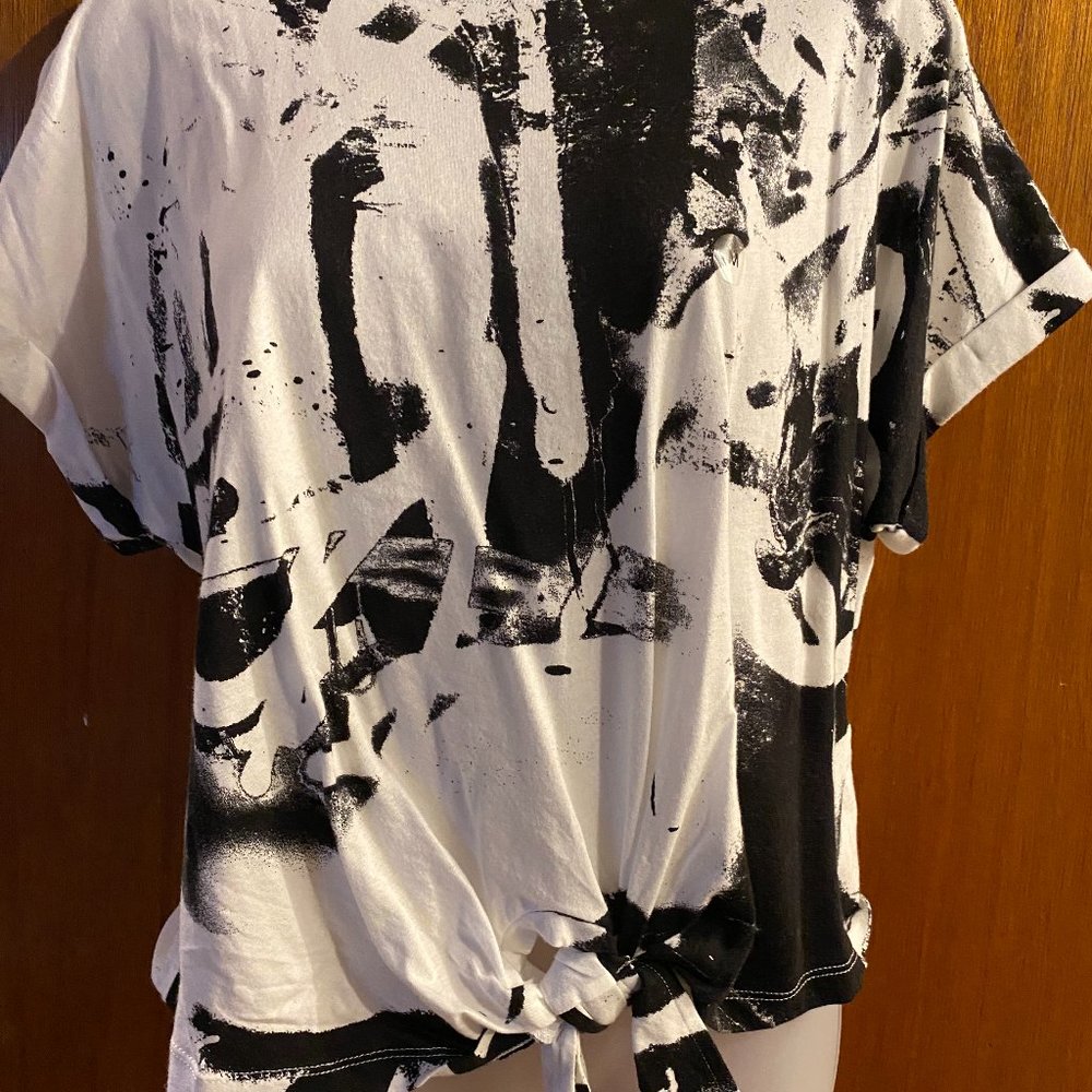 Women's Short Sleeve t-shirt - Picture 5 of 5